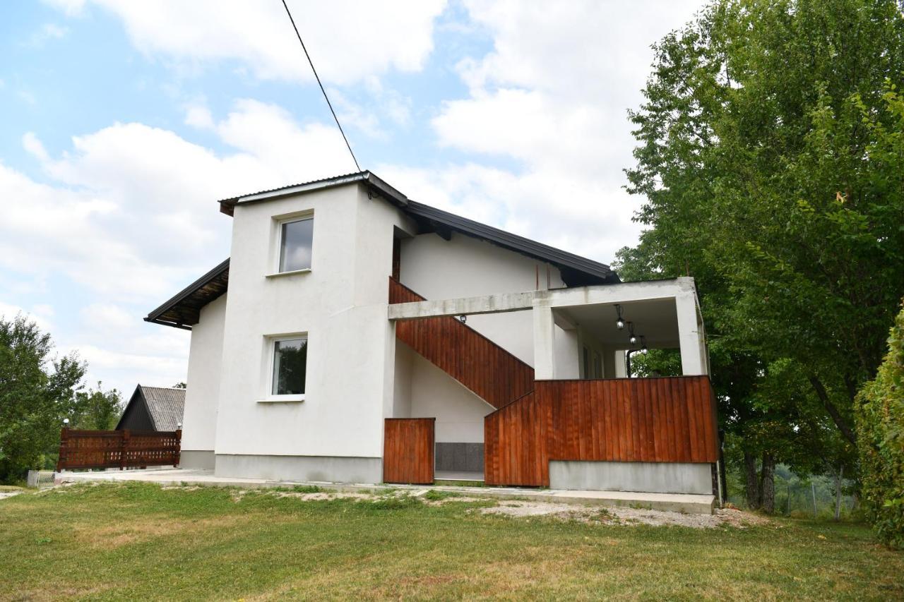 Lora Apartment Раковица Екстериор снимка